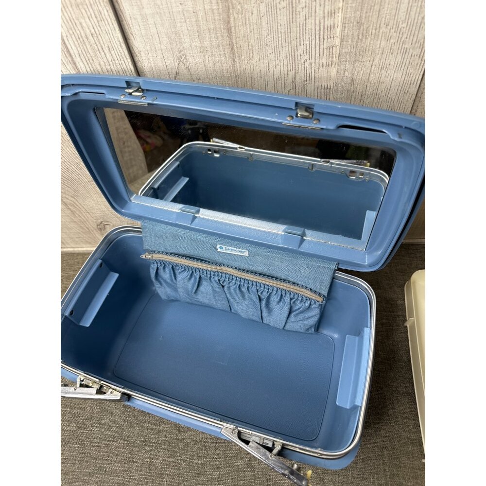 Vintage Samsonite Blue Makeup Train Case With Mirror and Tray Cosmetic Suitcase - Picture 8 of 15